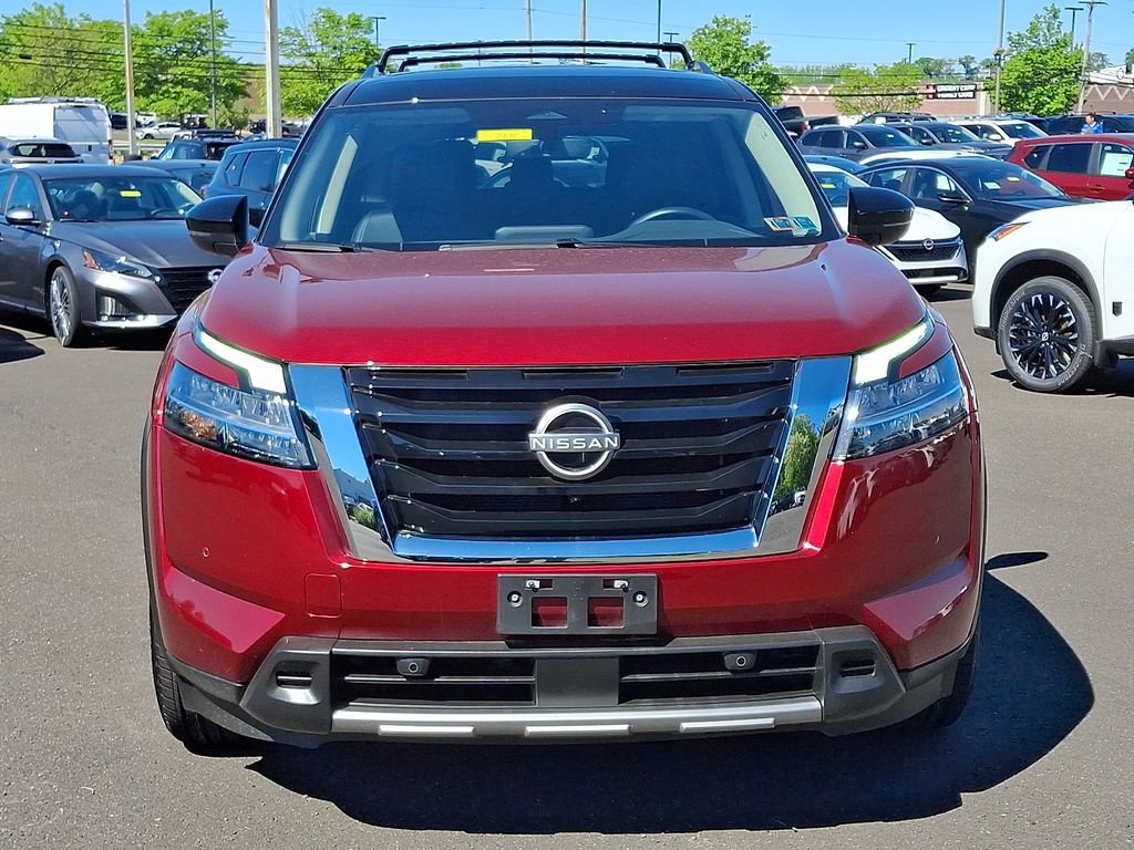 Certified 2023 Nissan Pathfinder SL AWD/4WD image 2
