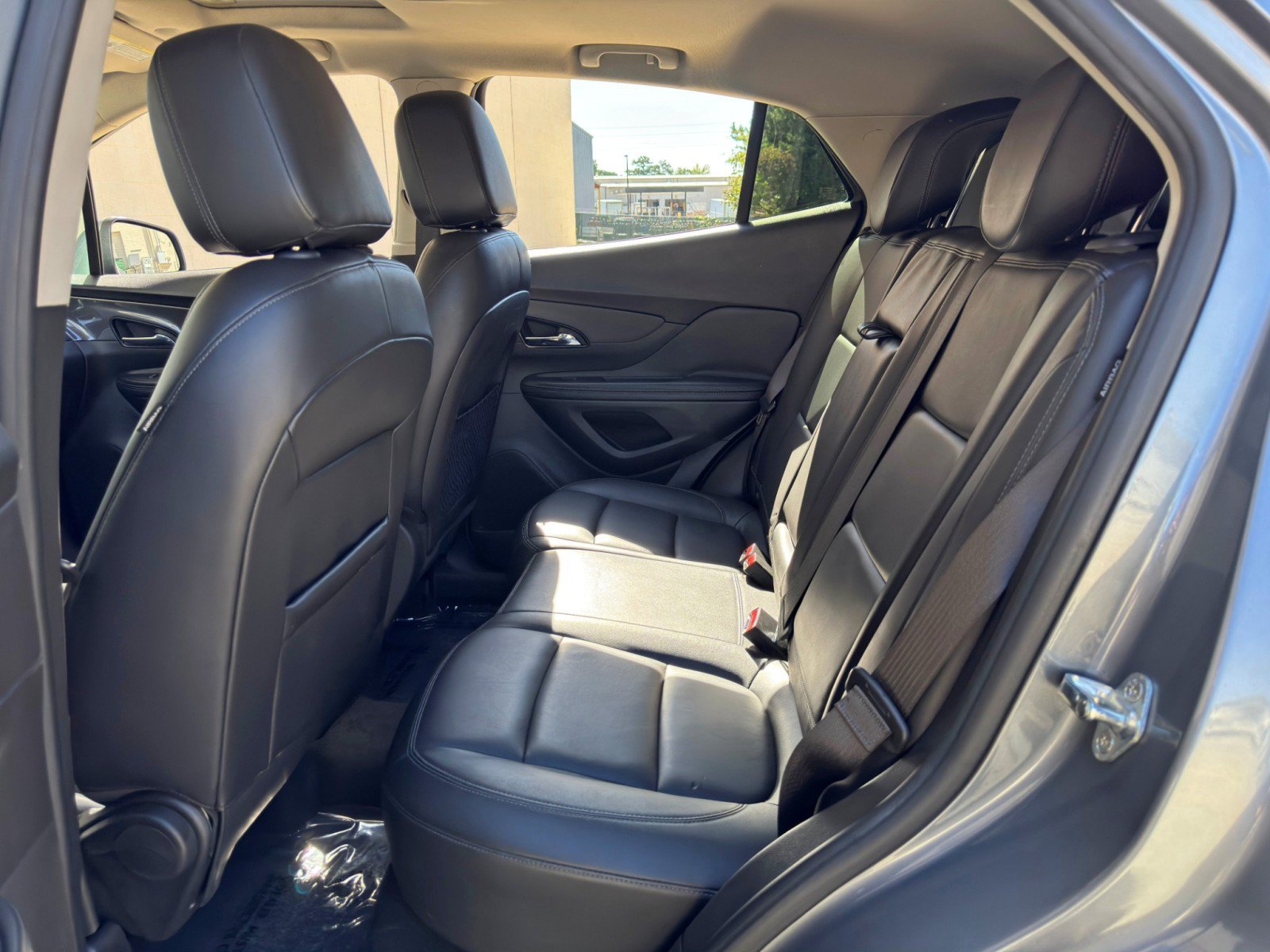 Used 2019 Buick Encore Essence FWD image 38