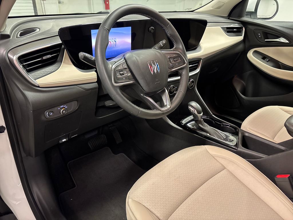 Used 2024 Buick Encore GX Preferred FWD image 26