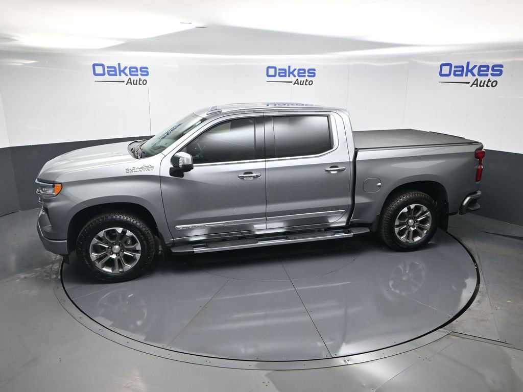 Used 2025 Chevrolet Silverado 1500 High Country w/ Technology Package AWD/4WD image 51
