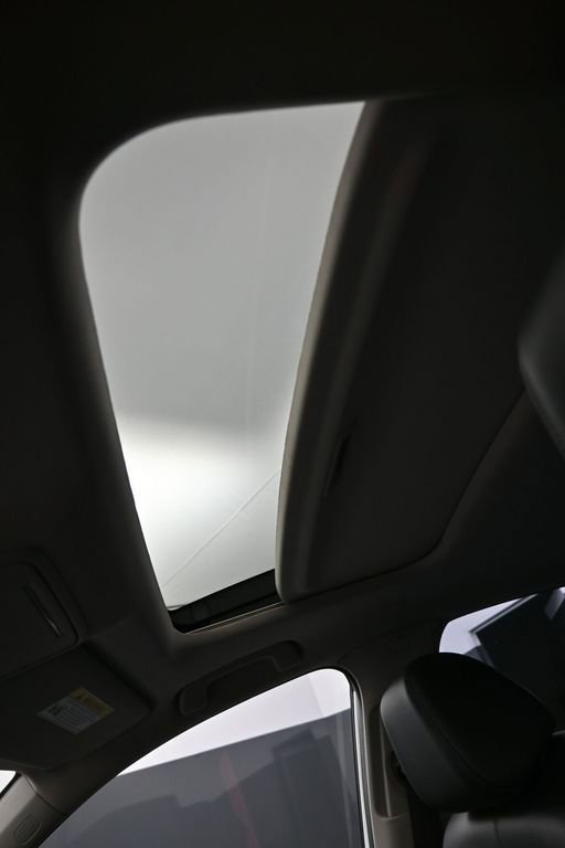 Used 2022 Honda Civic Touring image 18