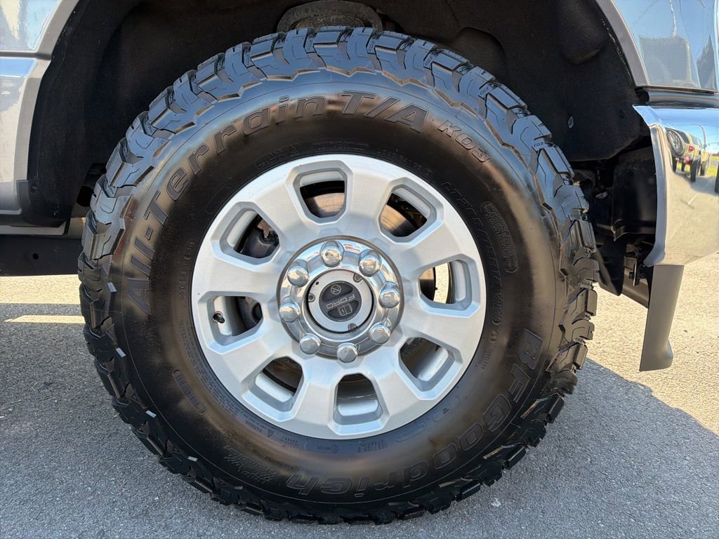 Used 2024 Ford F250 XLT w/ FX4 Off-Road Package AWD/4WD image 11