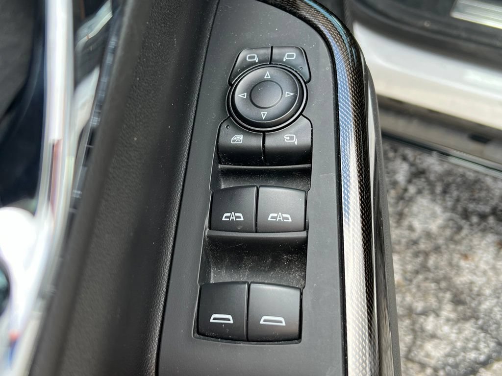 Used 2023 GMC Acadia AT4 w/ Preferred Package AWD/4WD image 18