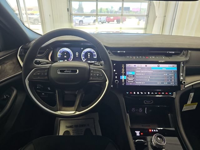 New 2026 Jeep Grand Cherokee Altitude AWD/4WD image 13