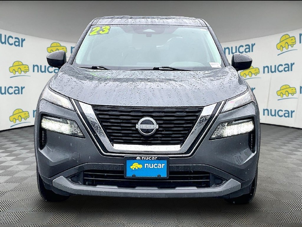 Used 2023 Nissan Rogue S AWD/4WD image 2