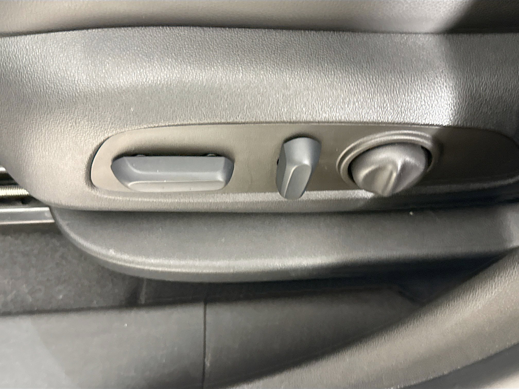 Used 2022 Chevrolet Equinox Premier image 22