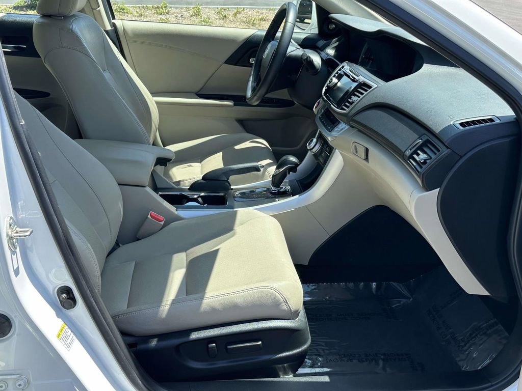 Used 2014 Honda Accord EX-L image 6