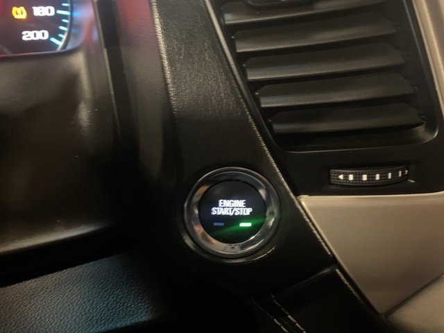 Used 2019 GMC Yukon XL Denali image 19