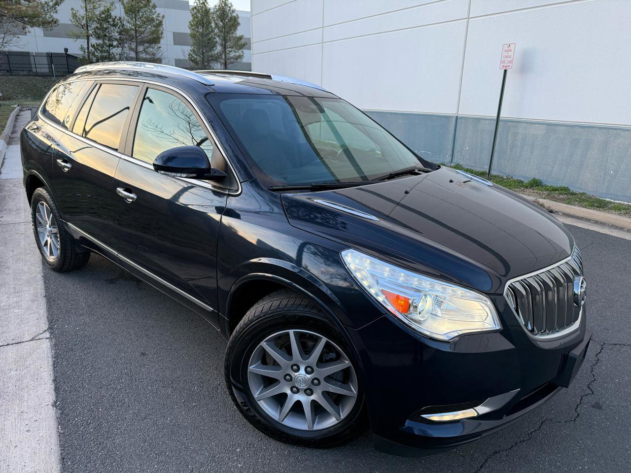 Used 2016 Buick Enclave Leather image 9