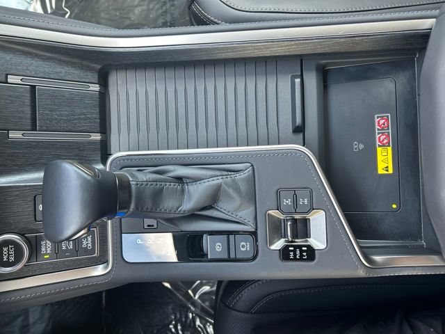Certified 2025 Lexus GX 550 w/ Accessory Package (CT) AWD/4WD image 17
