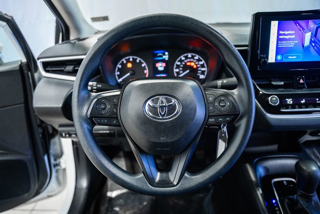 Used 2024 Toyota Corolla LE image 23
