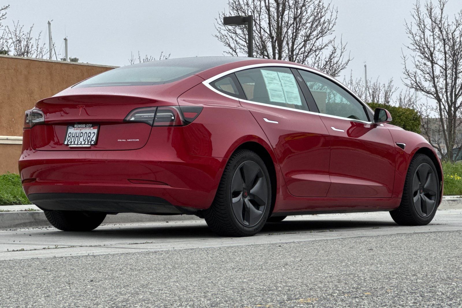 Used 2018 Tesla Model 3 Long Range image 4