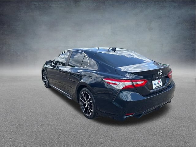 Used 2020 Toyota Camry SE FWD image 8