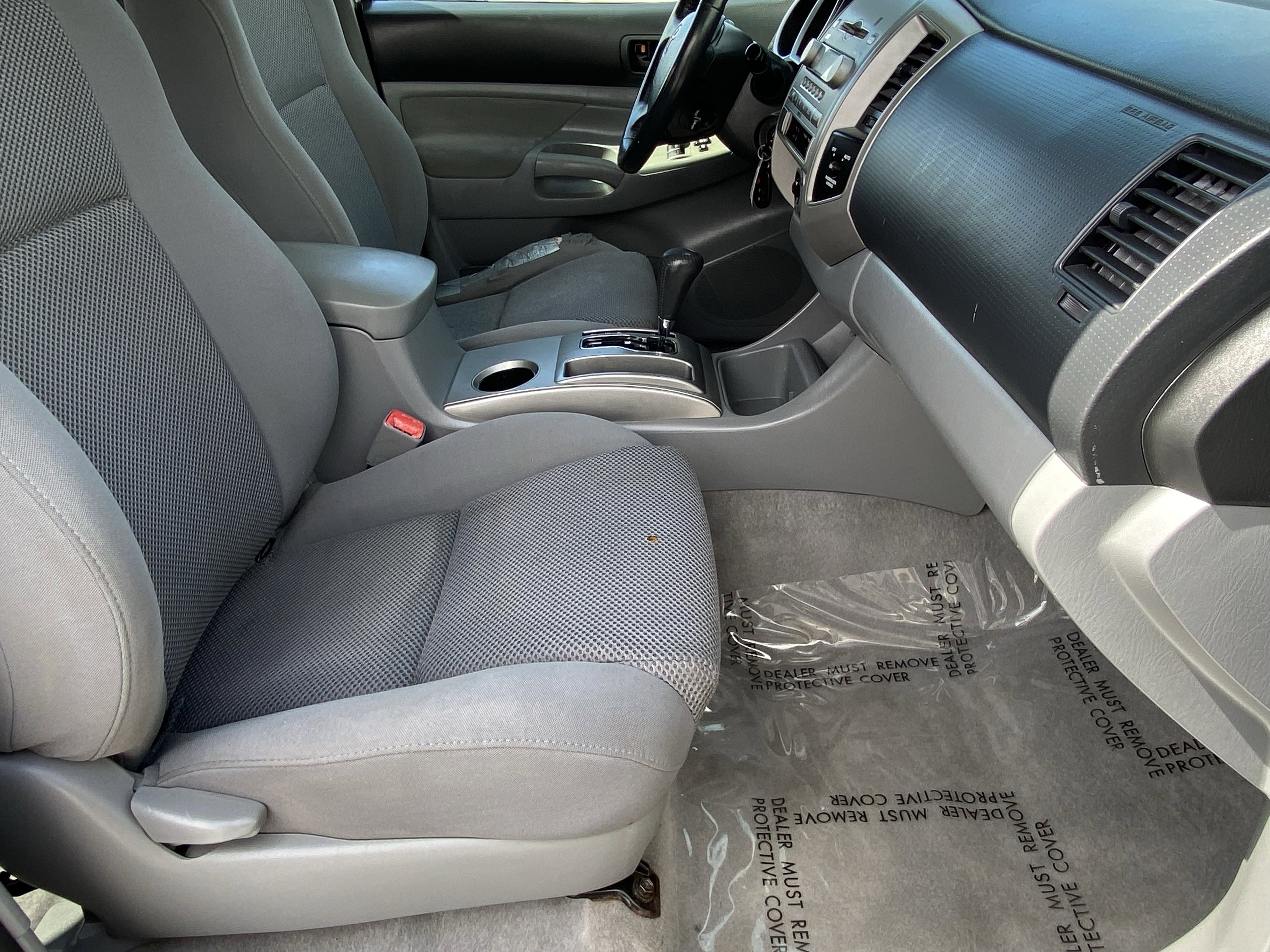 Used 2005 Toyota Tacoma PreRunner image 10