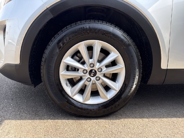Used 2019 Kia Sorento FWD w/ Option Group 020 image 27