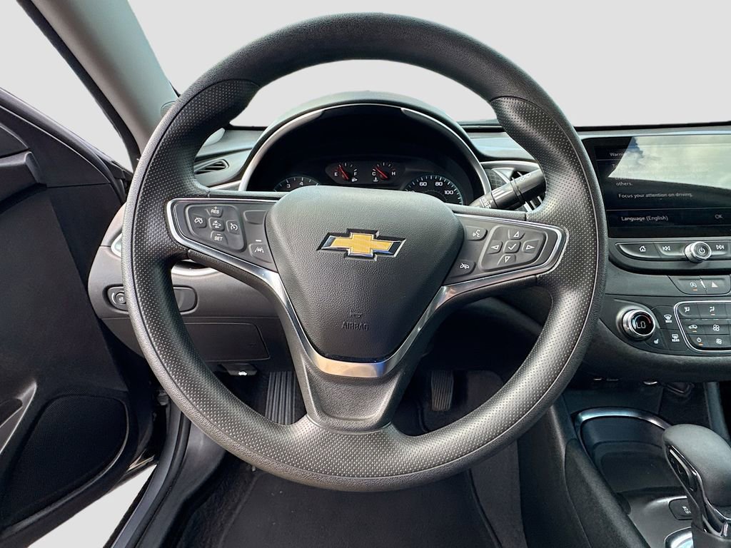 Used 2025 Chevrolet Malibu LT image 11