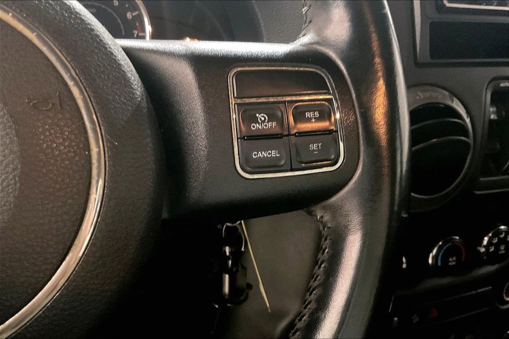 Used 2013 Jeep Wrangler Unlimited Sport image 16