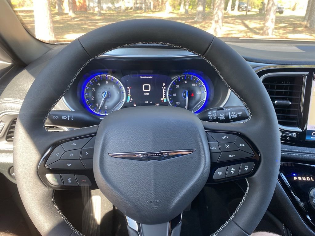 New 2026 Chrysler Pacifica Limited w/ S Appearance Package image 28