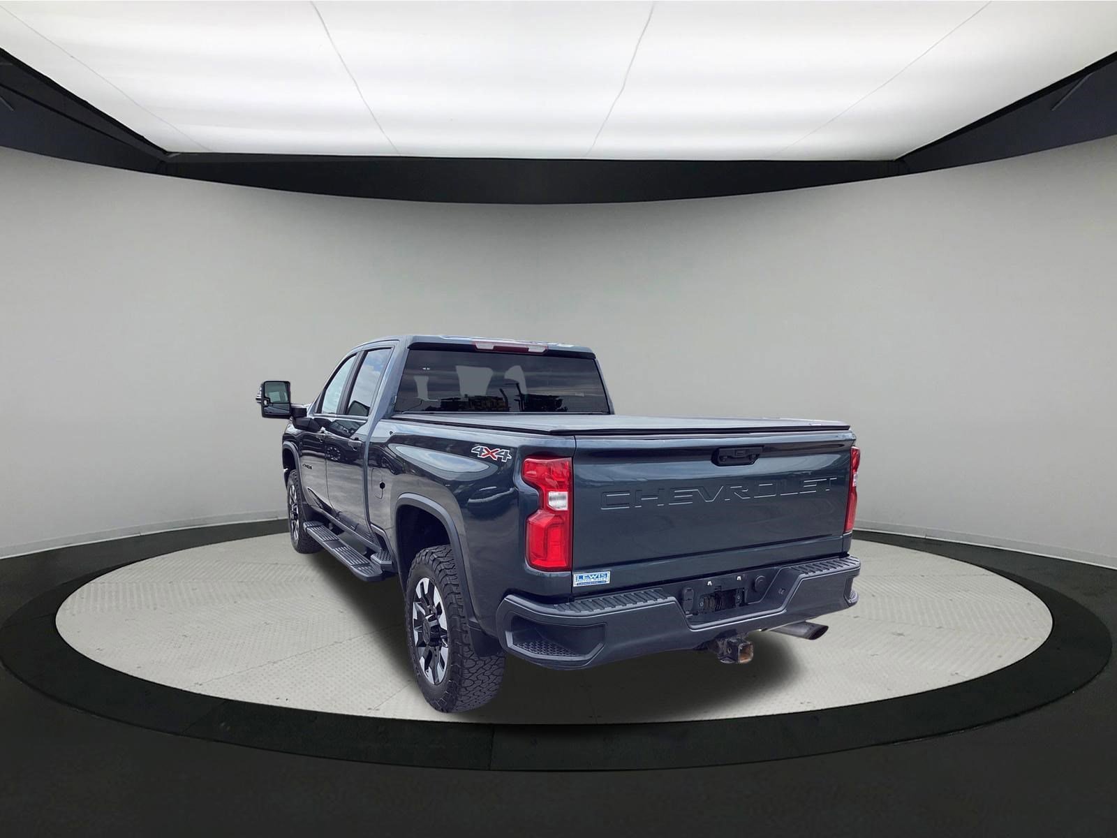 Used 2020 Chevrolet Silverado 2500 Custom w/ Custom Value Package AWD/4WD image 6