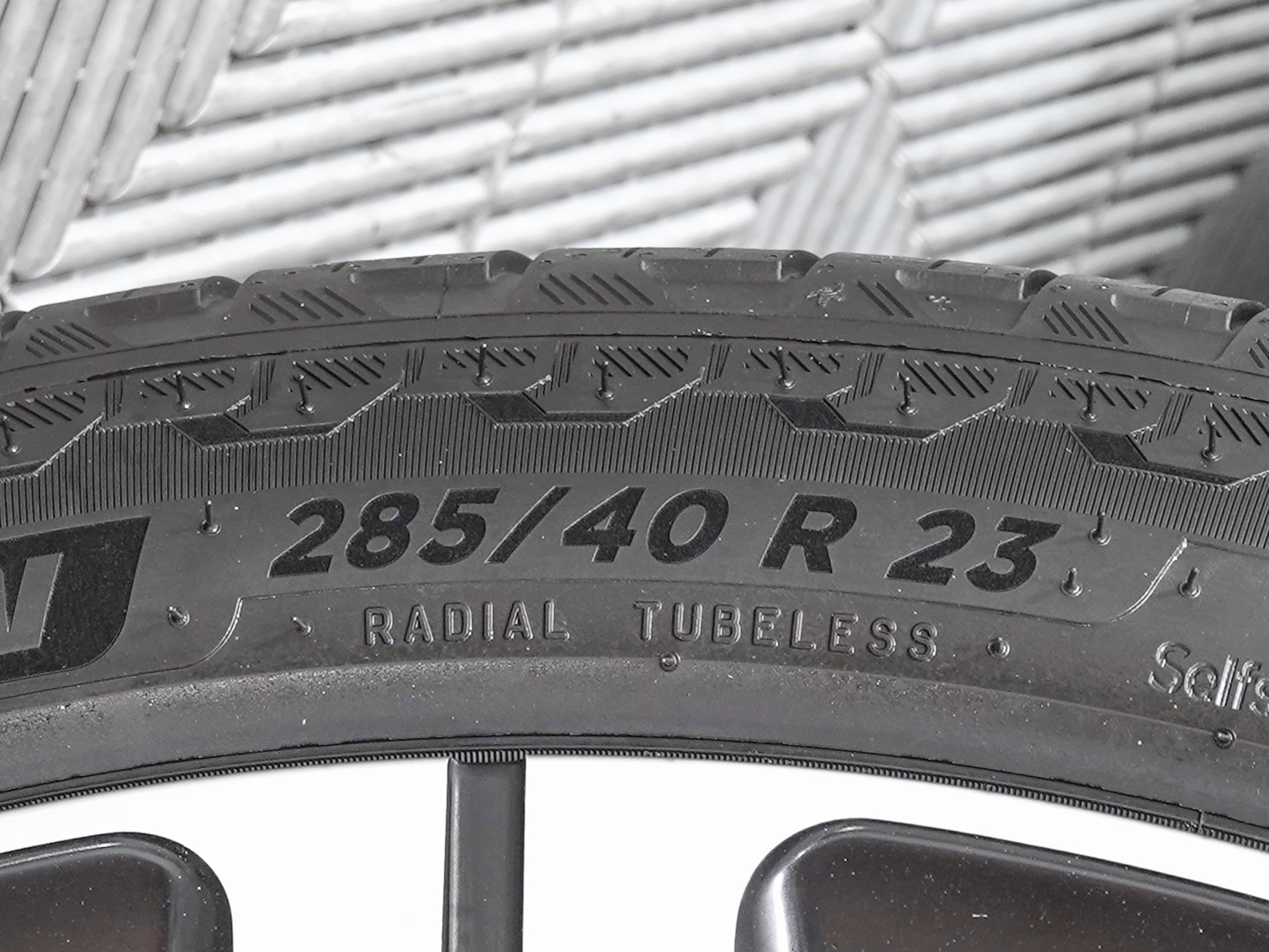 Used 2023 Land Rover Range Rover SE image 34