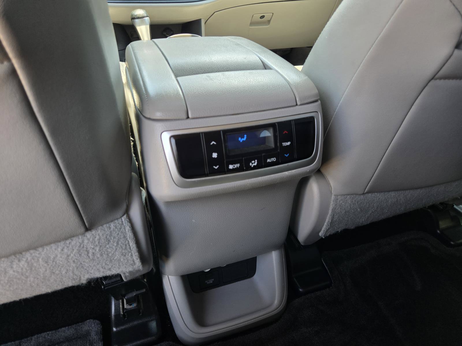 Used 2016 Toyota Highlander Limited w/ Driver Technology Package AWD/4WD image 24