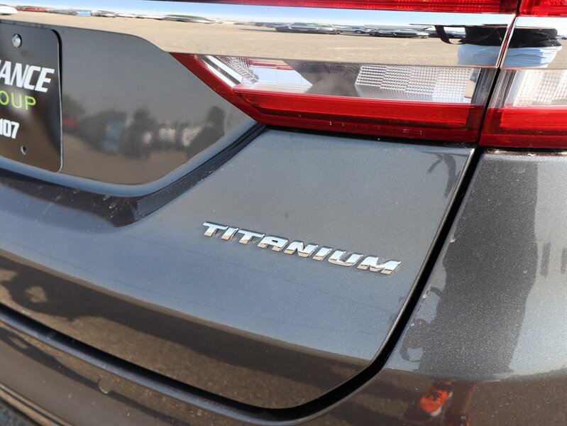 Used 2018 Ford Fusion Titanium AWD/4WD image 5