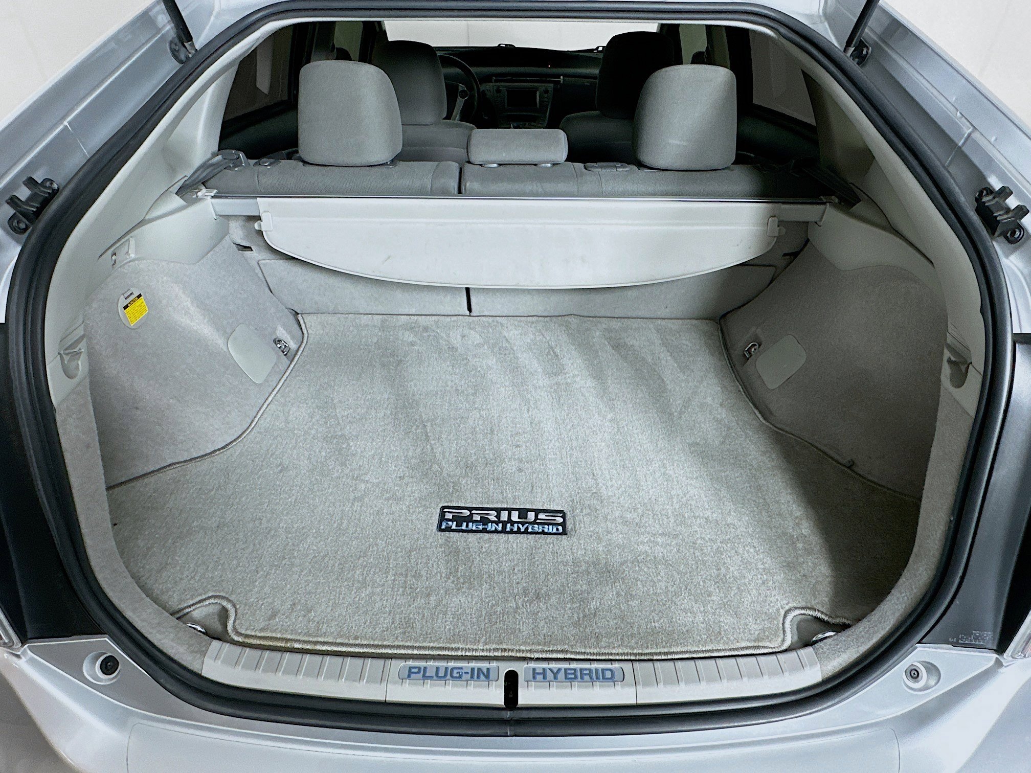 Used 2014 Toyota Prius Prime Plug-In Hybrid image 26