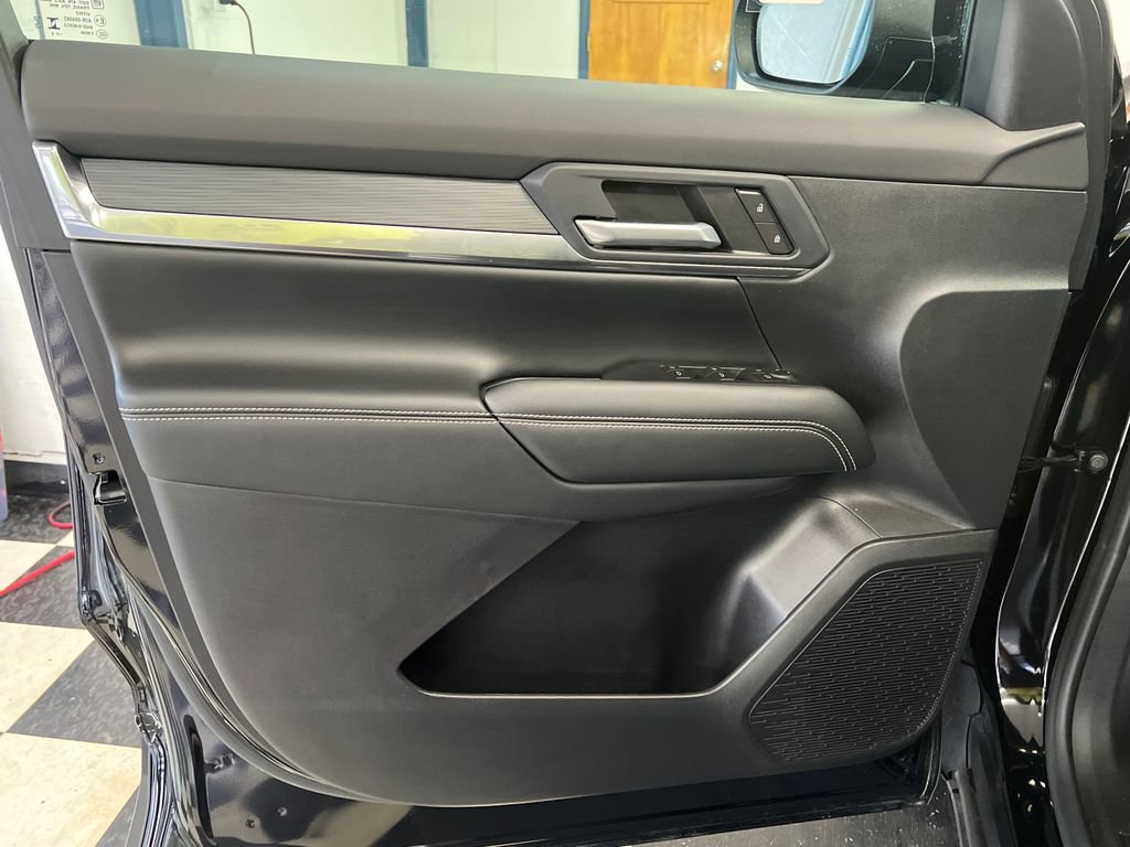 Used 2026 GMC Terrain Elevation w/ LPO, Floor Liner Package AWD/4WD image 30