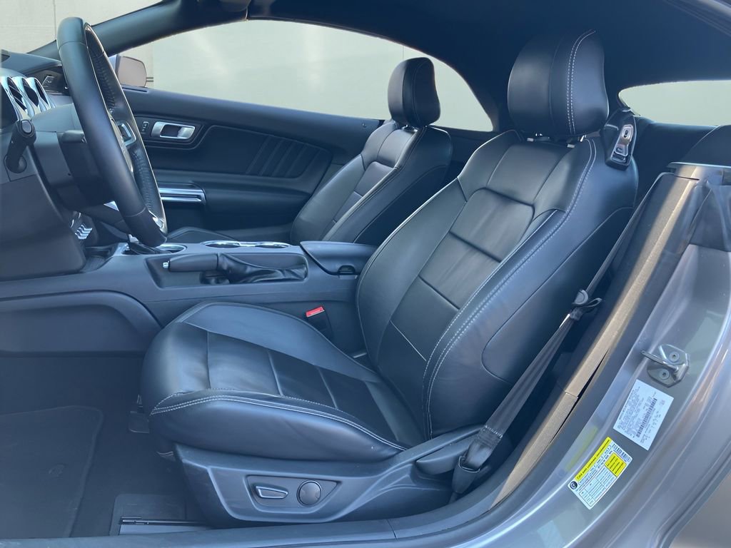 Used 2022 Ford Mustang Premium image 11