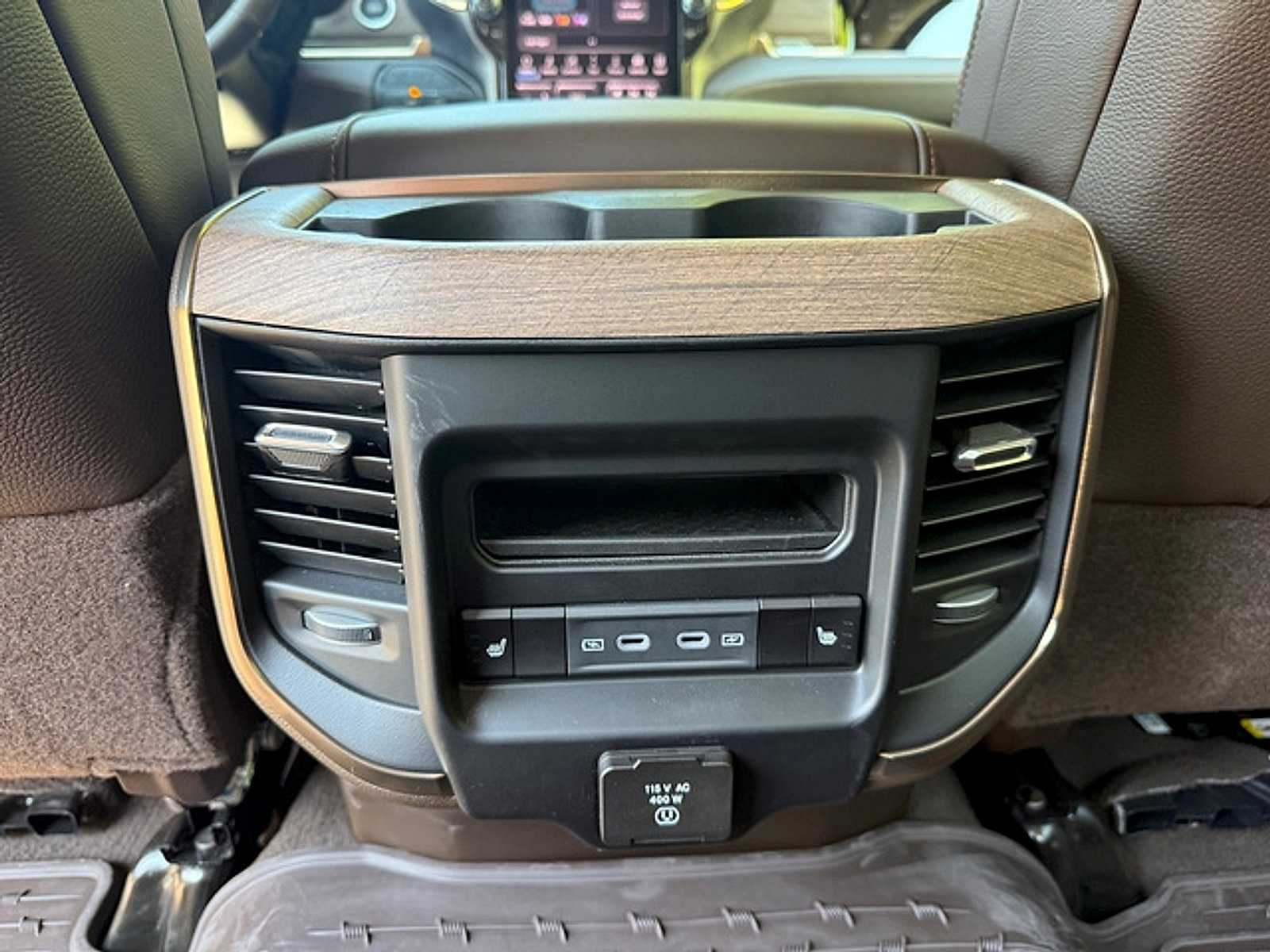 Used 2026 RAM 2500 Limited AWD/4WD image 20