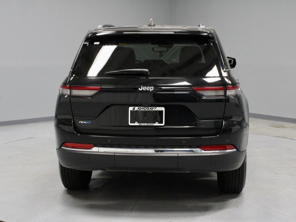 Used 2024 Jeep Grand Cherokee Limited 4xe AWD/4WD image 9