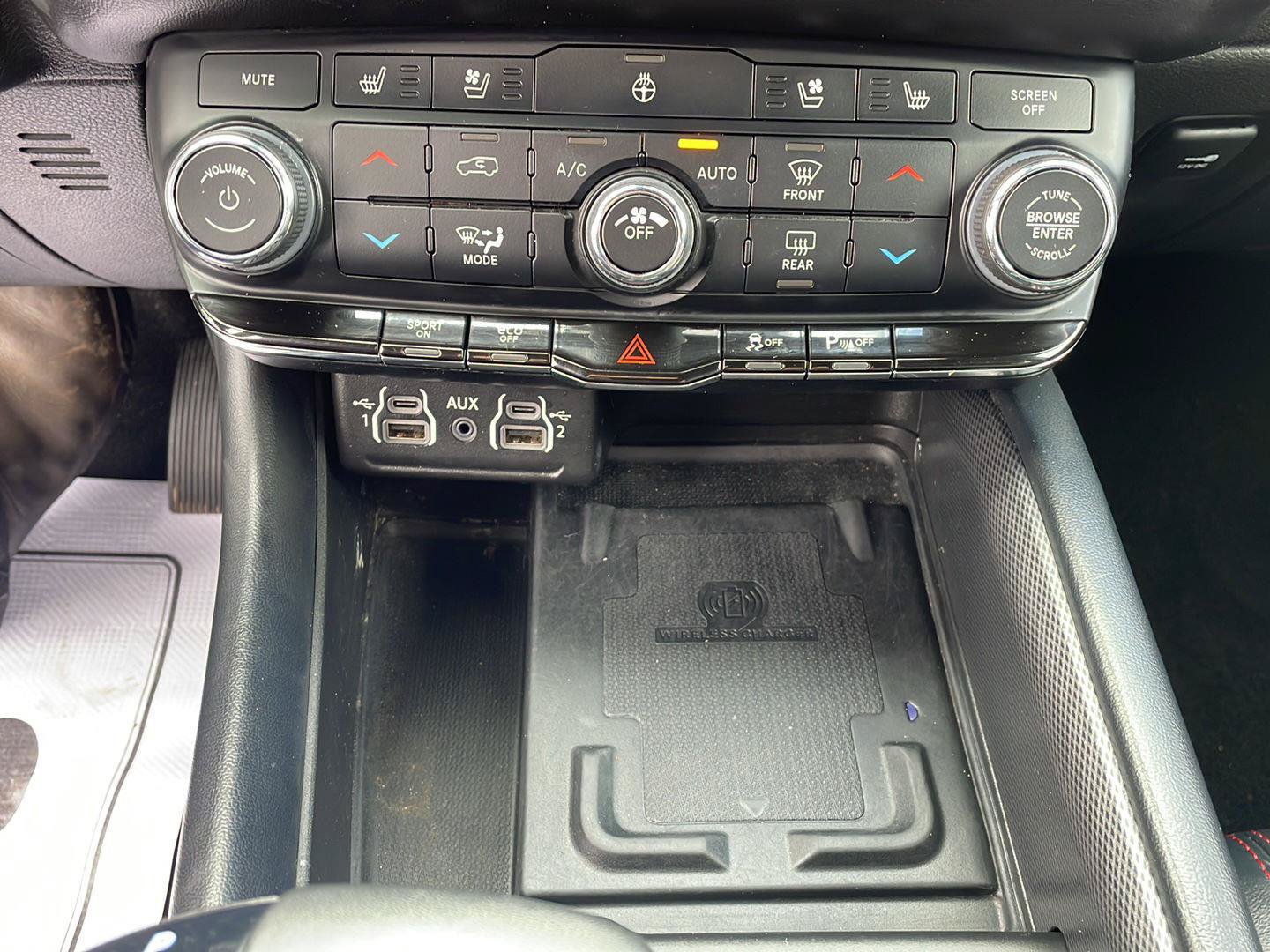 Used 2023 Dodge Durango R/T AWD/4WD image 20