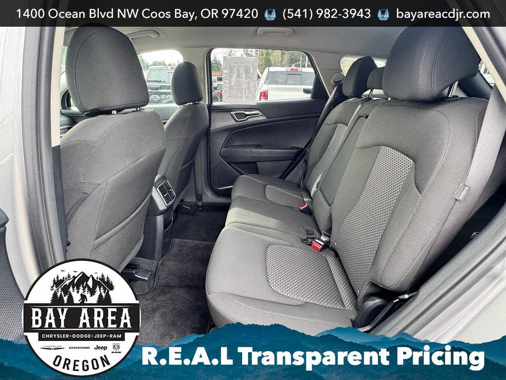 Used 2024 Kia Sportage LX image 16