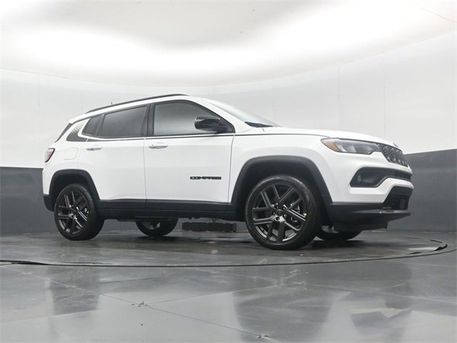 New 2026 Jeep Compass Latitude image 38