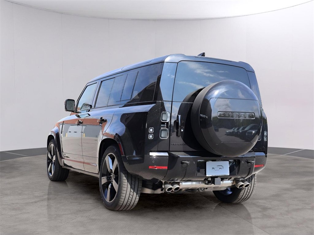 New 2026 Land Rover Defender 110 V8 image 7