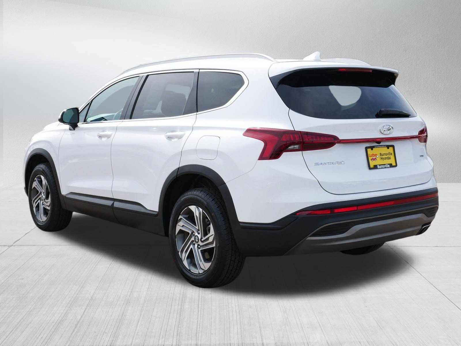 Certified 2023 Hyundai Santa Fe SEL AWD/4WD image 5