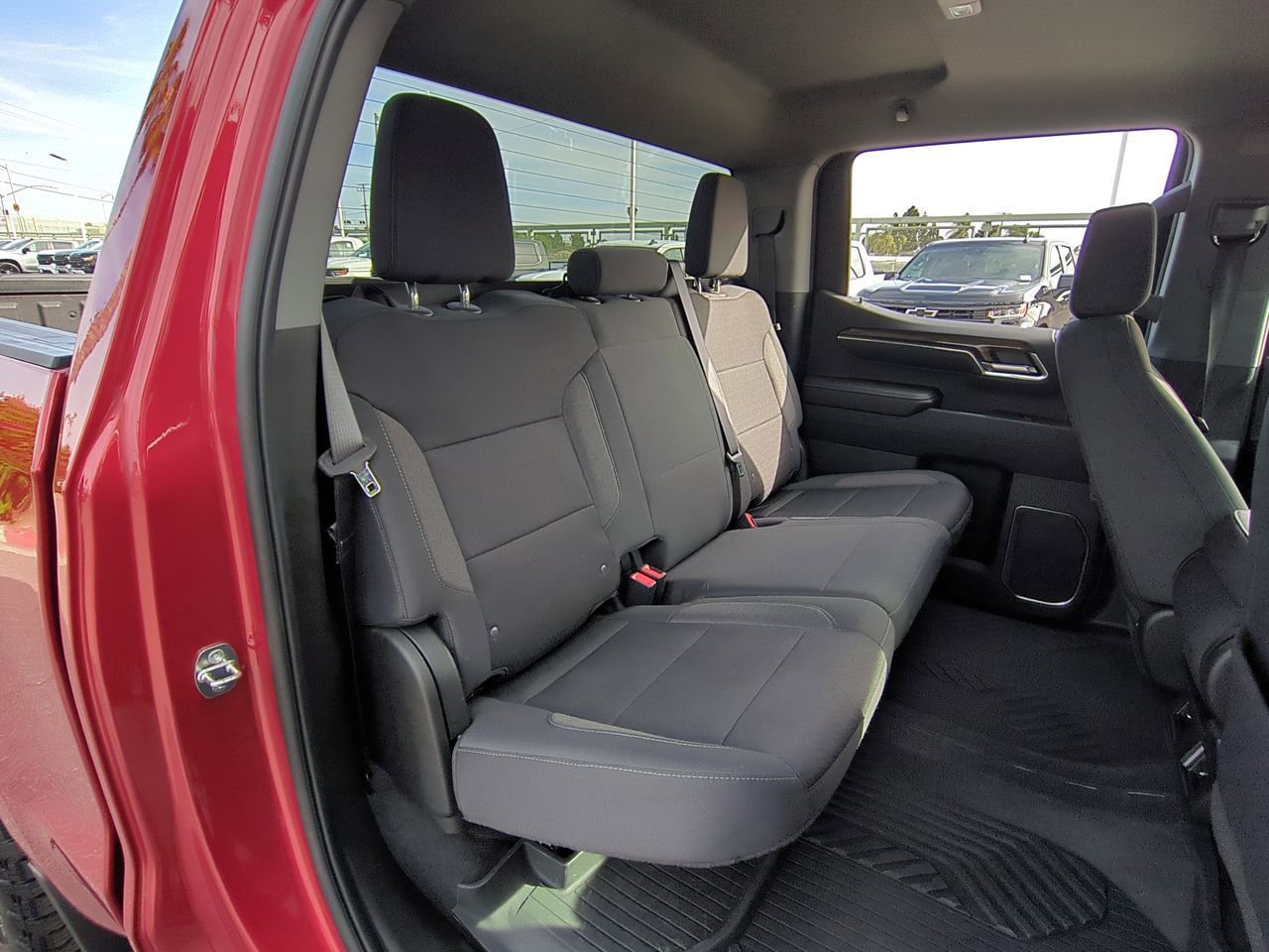 Certified 2024 Chevrolet Silverado 1500 RST AWD/4WD image 26