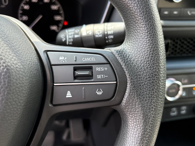 Used 2025 Honda CR-V EX image 16