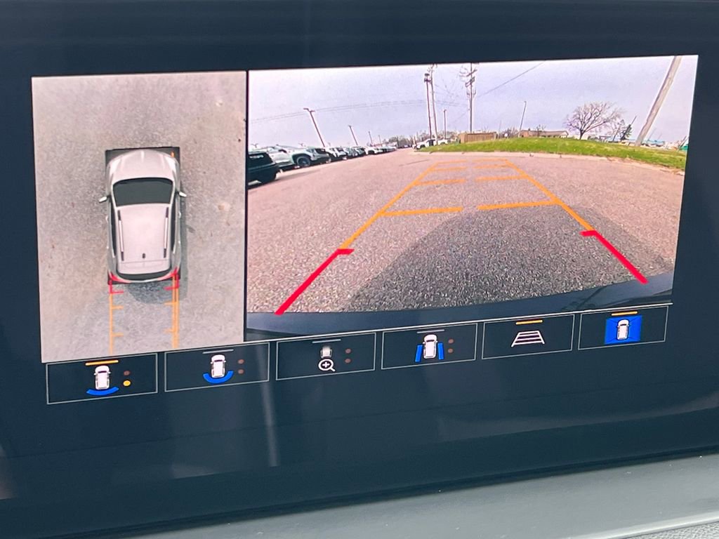 Certified 2025 Buick Encore GX Sport Touring w/ Experience Buick Package image 24