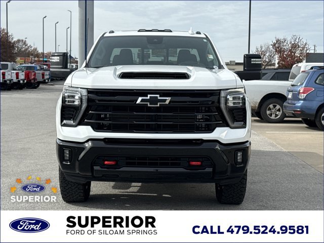 Used 2025 Chevrolet Silverado 2500 LTZ w/ LTZ Plus Package image 15