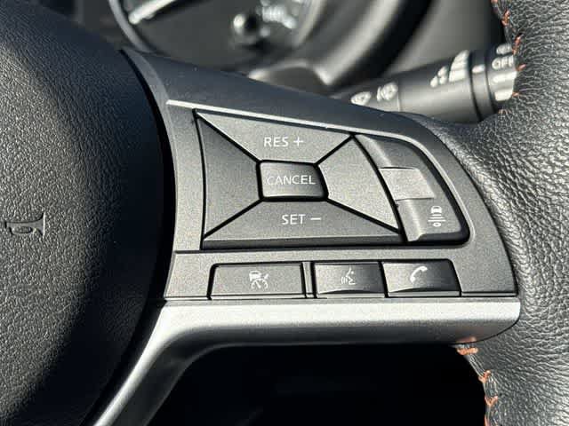 Used 2021 Nissan Kicks SR w/ SR Premium Package FWD image 22