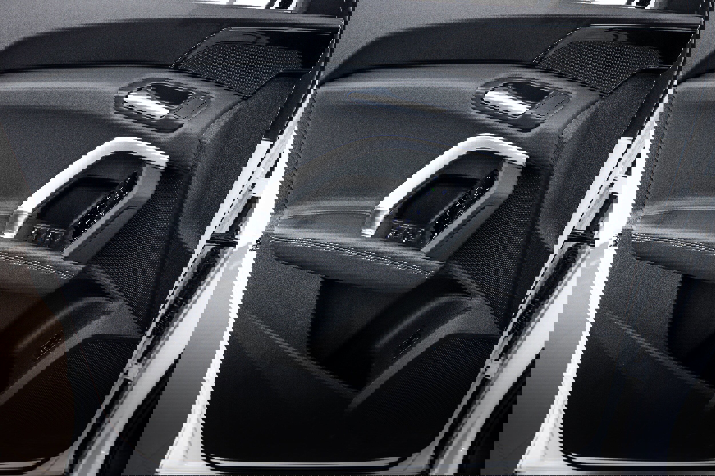 Certified 2025 Audi Q5 Premium w/ Convenience Package image 13