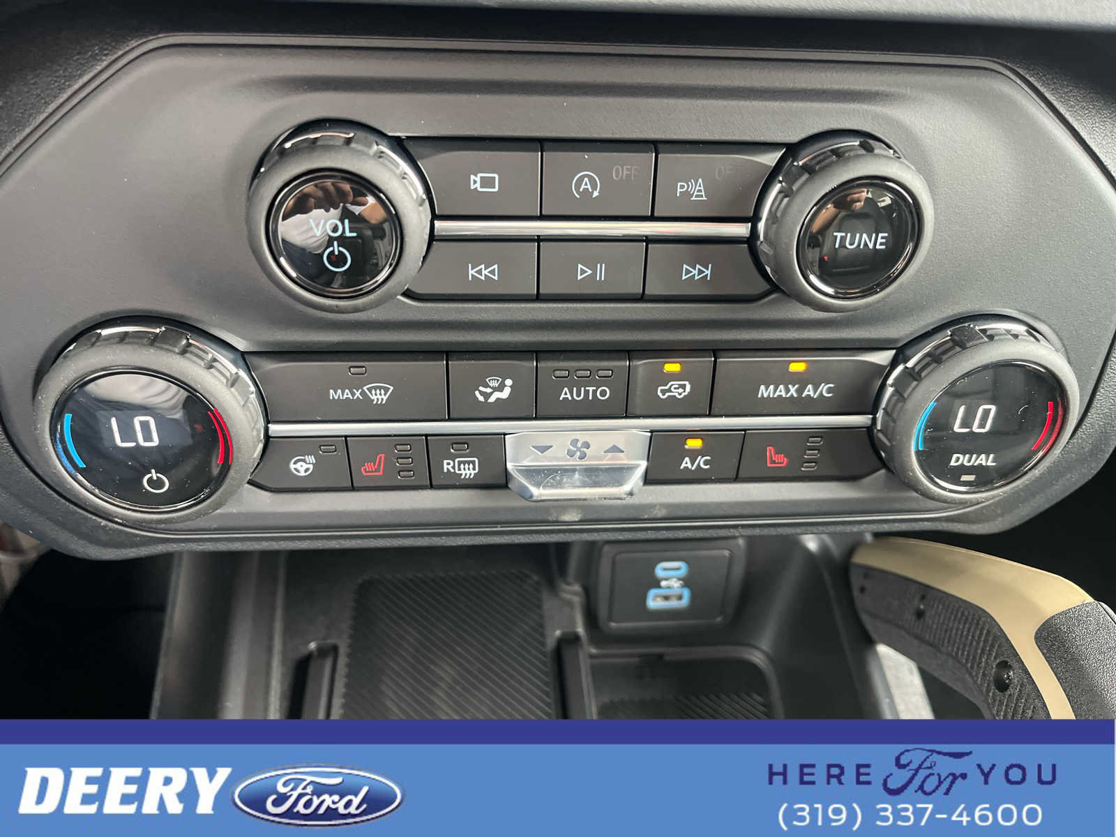 New 2025 Ford Bronco Badlands image 38