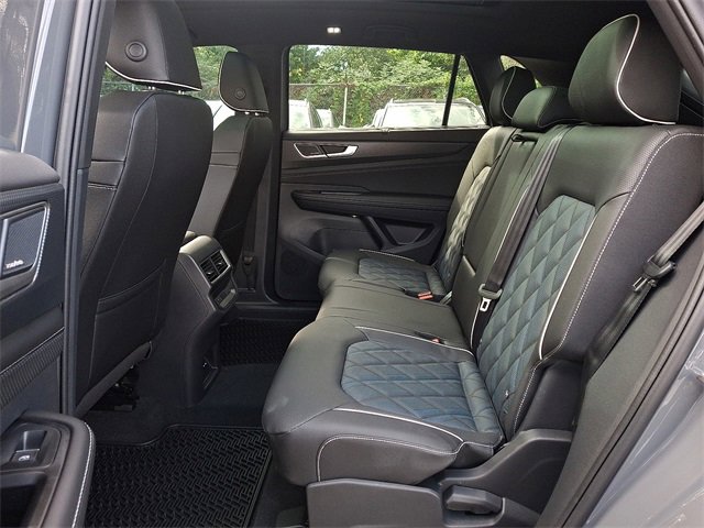 New 2026 Volkswagen Atlas Cross Sport SEL Premium R-Line image 6