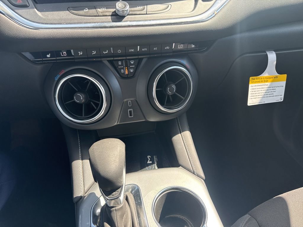 Used 2024 Chevrolet Blazer LT image 18