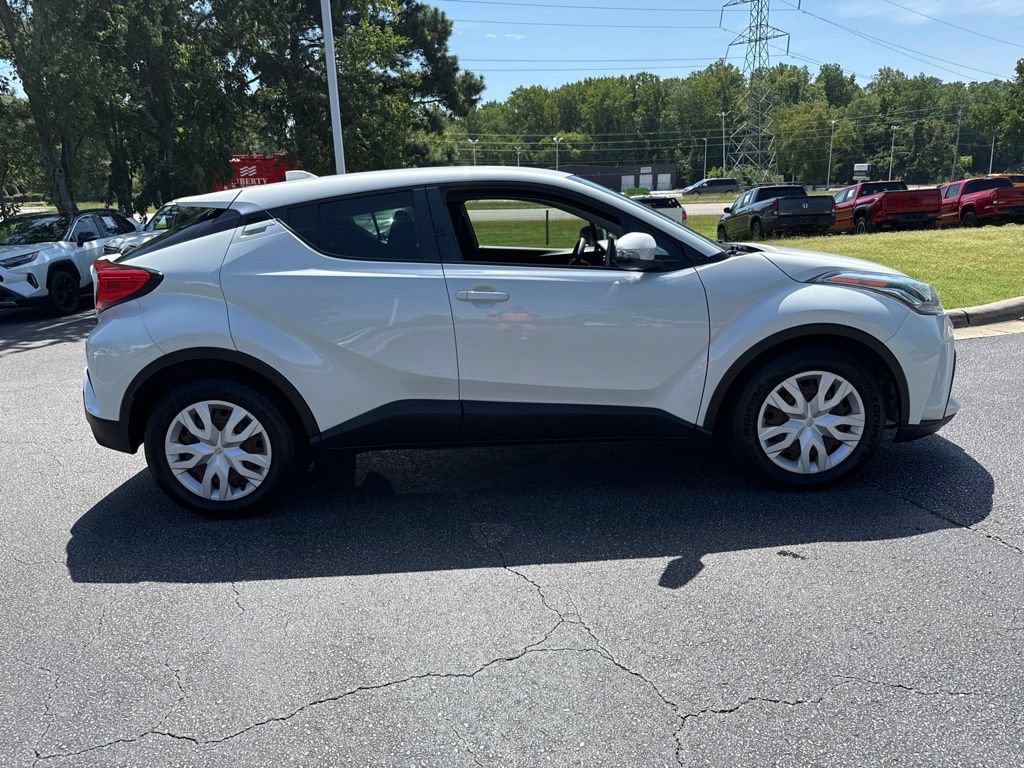 Used 2021 Toyota C-HR LE FWD image 6