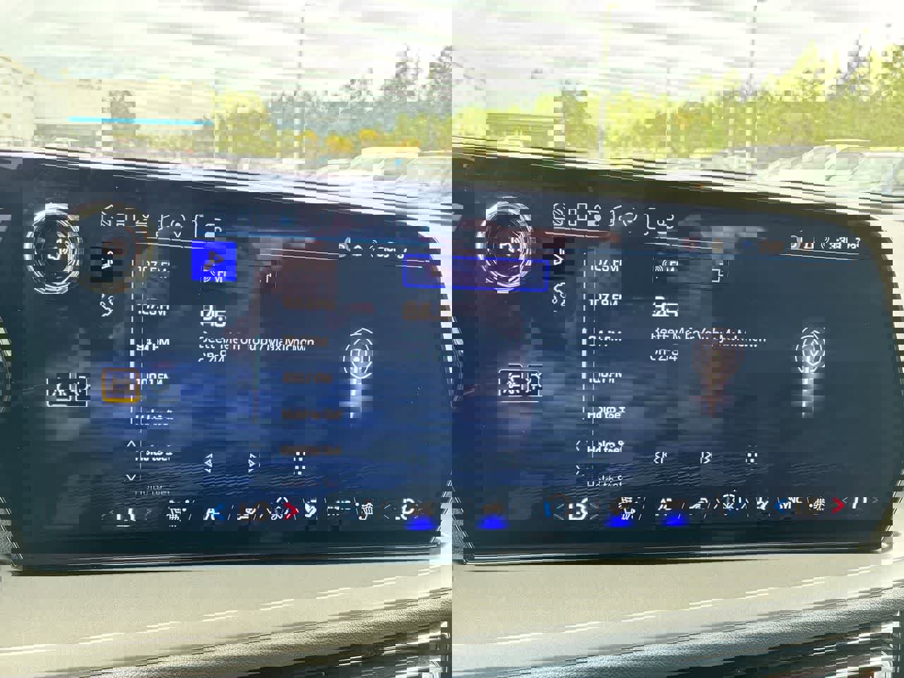 Used 2025 Chevrolet Traverse LT image 13