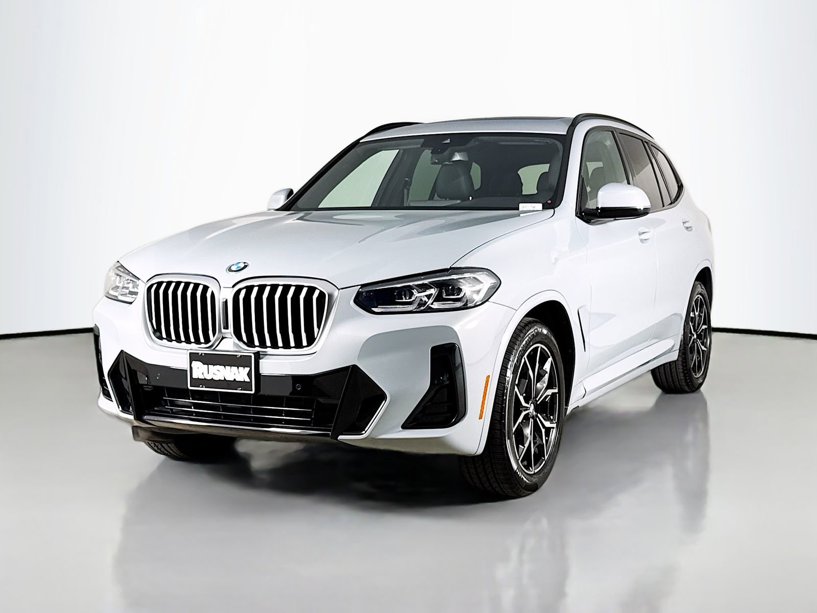Certified 2023 BMW X3 sDrive30i w/ M Sport Package image 3