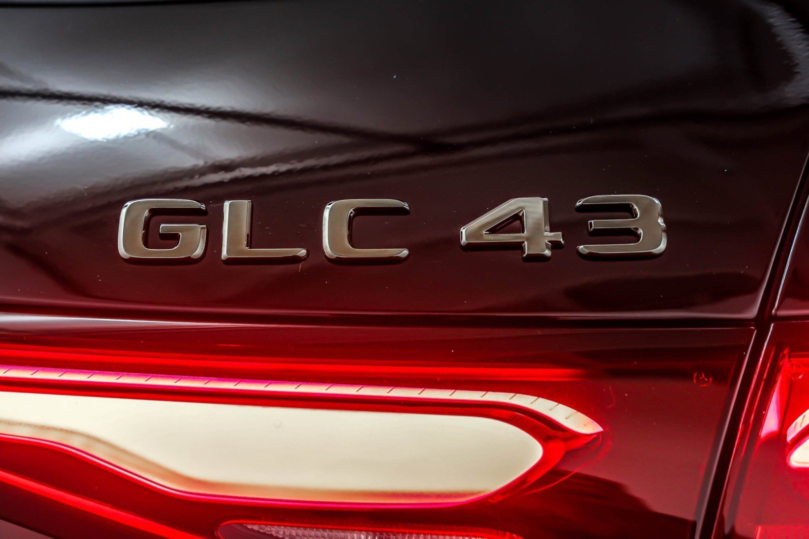 New 2026 Mercedes-Benz GLC 43 AMG 4MATIC image 9
