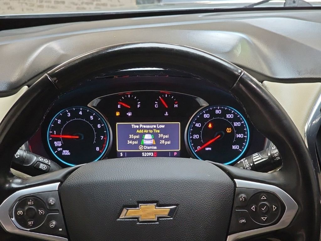 Used 2023 Chevrolet Traverse LT AWD/4WD image 17